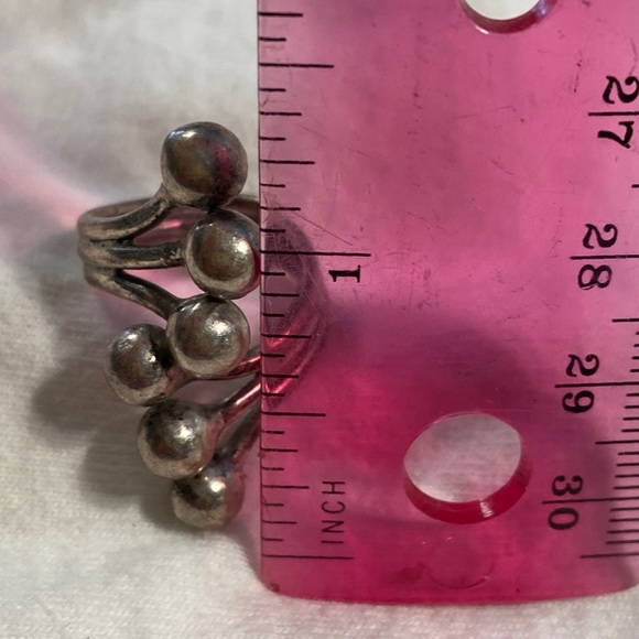 Silver ring - Picture 6 of 7